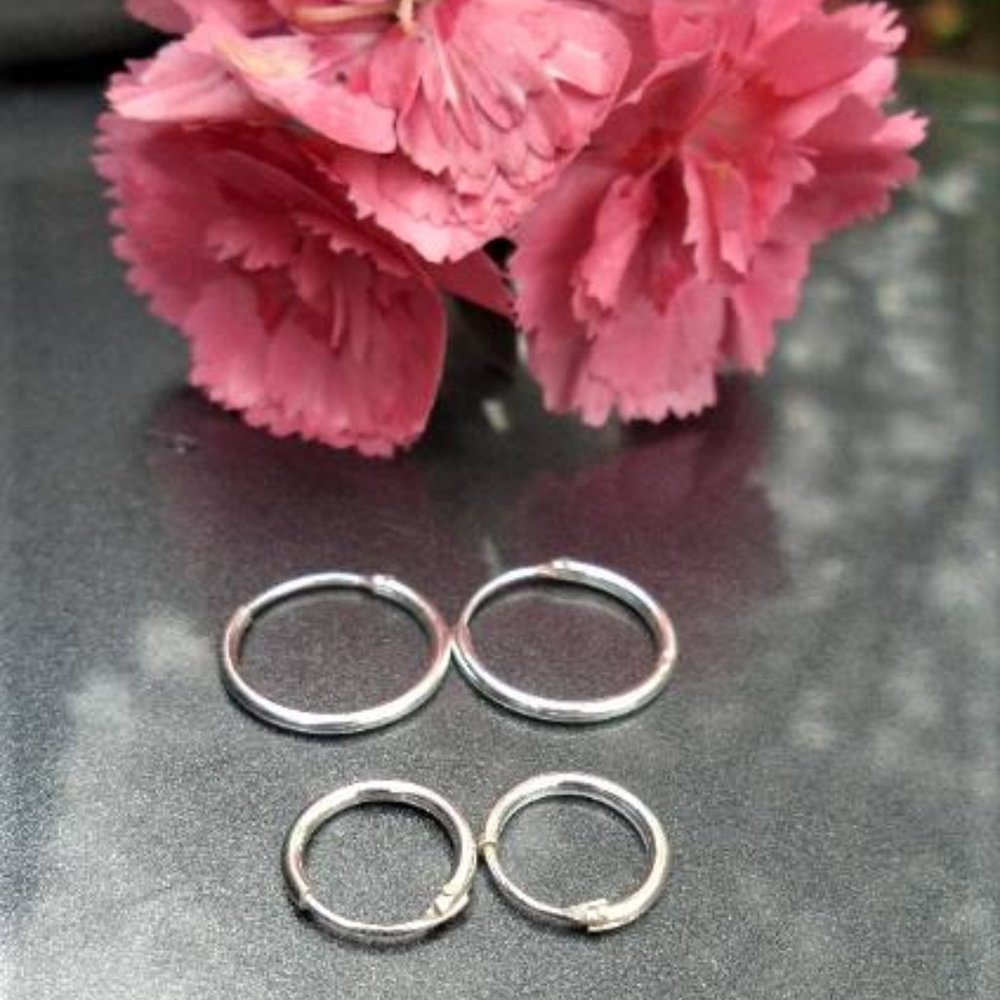 NWOT 2 pairs small silver hoops earrings 10mm &14mm 925 Sterling Silver hoop SET